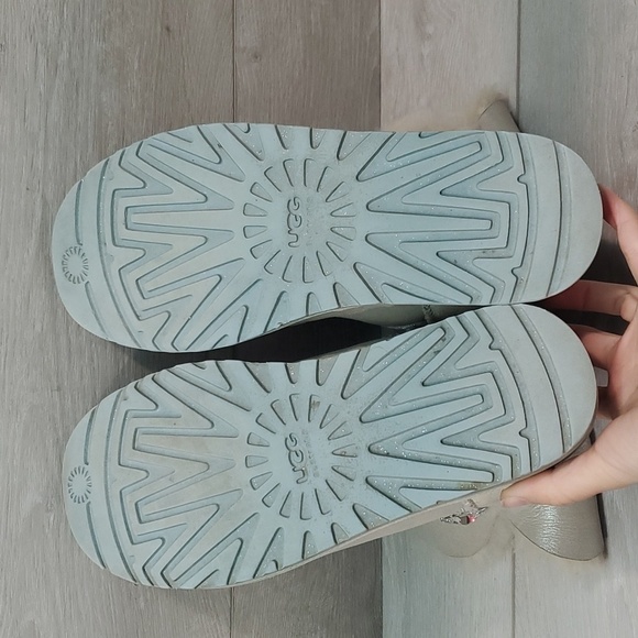 Ugg Australia Women Bailey I Do Wedding Bridal Short Sheepskin Boots shoes 8 - Picture 11 of 15